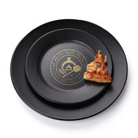 Assiette en céramique noire mate de style nordique, plat rond en porcelaine, compatible lave-vaisselle, pour hôtels et restaurants, vente en gros, vaisselle personnalisable avec logo