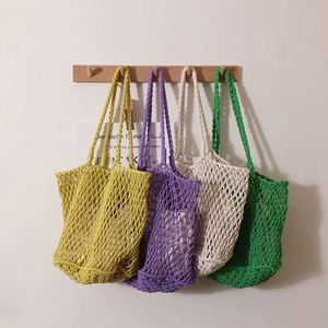 Bolso de malla tejida ecológico con correa única, hecho a mano, para mujer, ideal para ocio, vacaciones, playa, viajes y uso diario. - Product Image 1