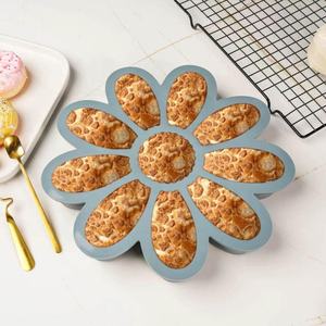 Moule de cuisson en silicone alimentaire antiadhésif pour gâteaux, mousses, muffins, gâteaux au lait, gelées et poudings - Product Image 2