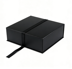 Boîte de luxe renforcée pour perruques et postiches, personnalisable avec logo, noire, à fermeture magnétique, avec <span class=keywords><strong>ruban</strong></span>, pour emballage cadeau - Product Image 5