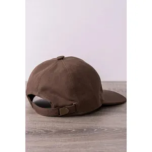 Gorra con Visera de Algodón Marrón para las Cuatro Estaciones - Product Image 2