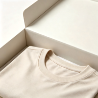 Boîte d'expédition auto-élevante haut de gamme personnalisable avec logo, écologique, recyclable et réutilisable pour l'emballage de vêtements (hoodies) - Papier d'art personnalisé