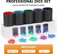 Lot de 5 gobelets à dés en cuir PU doublés de feutre avec 30 dés à points pour les jeux de dés Yahtzee Farkle en bar ou en soirée