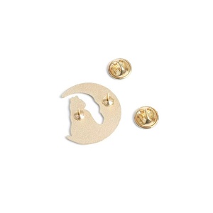 Lune Chat Noir Chat Motif Mignon Pins Dessin Animé Mignon Mode Badges Vêtements Sac Chapeau Bijoux Enfants Amis Coulée Souvenir Cadeaux - Product Image 6