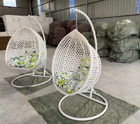Fauteuil suspendu en rotin et acier pour l'extérieur, meubles de jardin, balançoire de patio, fauteuil suspendu de jardin, fauteuil œuf avec support