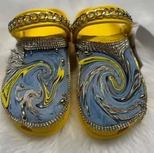 Sarı Jean Bling kristal Rhinestone inci Clo ayakkabı uğurlu takı dekorasyon için doğum günü hediyesi elmas ayakkabı