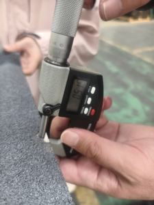 Tuiles de <span class=keywords><strong>toiture</strong></span> en acier galvanisé revêtues de pierre de couleur <span class=keywords><strong>ardoise</strong></span> moderne pour une utilisation en entrepôt, imperméables, coupe-vent, économiques - Product Image 6