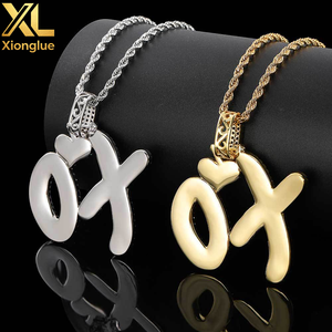 สร้อยคอคู่รักแฟชั่นฮิปฮอปประดับเพชร CZ รูปหัวใจ XO สำหรับผู้ชายและผู้หญิง สไตล์โดดเด่นทันสมัย - Product Image 4
