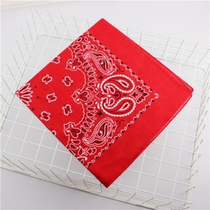 Bandana personnalisée avec motif sur mesure, foulard multifonctionnel pour la tête et le cou, directement de l'usine - Product Image 1