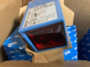 เซ็นเซอร์เลเซอร์ Dx100 DL100-23AA2110 หมายเลขชิ้นส่วน 1066429 - Product Image 4
