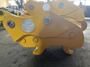 Enganche Rápido Mecánico Amarillo con Rodamiento para Excavadoras de 1.5-4 Toneladas, Acero de Alta Calidad Resistente, 1 Año de Garantía - Product Image 5