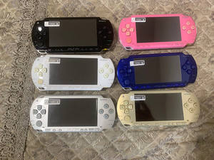 Console de jeu portable PSP3000 d'origine pour PS1 d'occasion avec résolution d'écran 720p et batterie 3000mAh, console d'arcade - Product Image 1