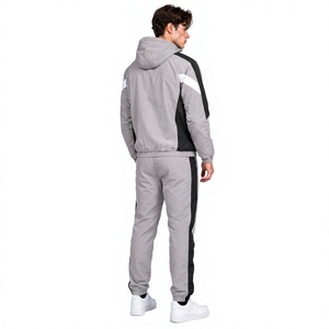 Veste coupe-vent légère à capuche pour homme PEARIA INDUSTRY, manches longues, design sportif bicolore, tenue décontractée de printemps - Product Image 3