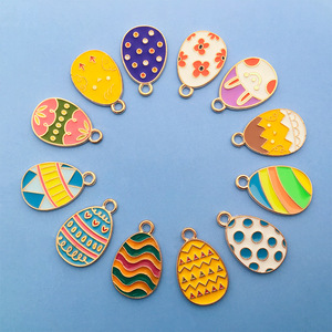 Vente en gros d'oeufs de Pâques pendentifs accessoires de bijoux à bricoler soi-même breloque créative en alliage pour bricolage - Product Image 2