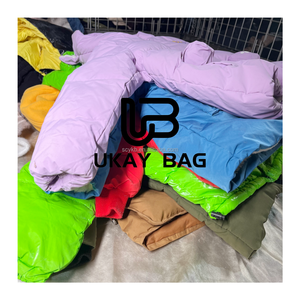 C06 Balle Firmate di Abbigliamento Usato Misto per Bambini Qualità di Prima Scelta - Product Image 3