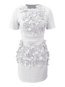 Estilo simple y elegante, minifalda a la cintura, novedad 2025, decoración floral tridimensional en patchwork, vestido corto con cuello redondo - Product Image 3