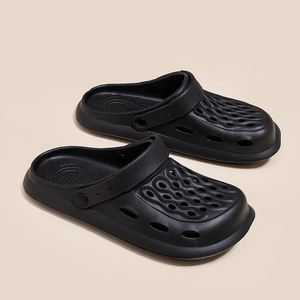 Haute qualité usine en gros été classique hommes et femmes sandales semelle épaisse <span class=keywords><strong>anti</strong></span>-dérapant trou chaussures plage Eva sabots décontractés - Product Image 5