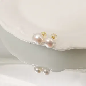 Fashionable Jewelry 18k Soild Gold Natural Color Button Shape 8mm Freshwater Pearl Earring Simple Stud Women