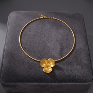 Collar de Cadena con Eslabones de Flores de Latón Chapado en Oro, Diseño Minimalista, Joyería Unisex para Regalo, Fiesta - Product Image 3