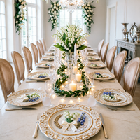 Assiette de Présentation en Plastique Gaufré Élégante de 13 Pouces pour Mariages – Transformez Instantanément les Tables Sombres en Banquets de Luxe avec Cette Décoration Éblouissante