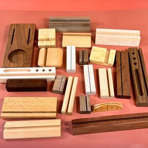 Base en bois massif et acrylique 2026 pour cartes postales, support en bois pour mémos, support de calendrier de bureau - Product Image 2