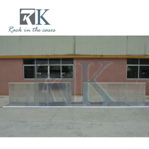 Mobile Crowd Control Barrier Silver Crowd Barrier High Quality Barricade Fence Safety Crowd Barrier for Concert Use - Product Image 2