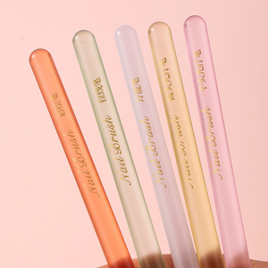 Pinceaux à ongles en gel personnalisés avec logo, vert, blanc, rouge, jaune, rose, transparents, avec manche en plastique, pour manucure, liner, détails, ovales, ronds, plats - Product Image 4