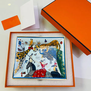 Cenicero de Cerámica Decorativo Moderno Europeo, Ecológico para Uso Doméstico - Product Image 1