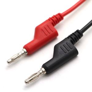 Câbles de test de haute qualité avec fiche banane et pince crocodile - Idéal pour les tests électriques, utilisation en laboratoire - Product Image 2
