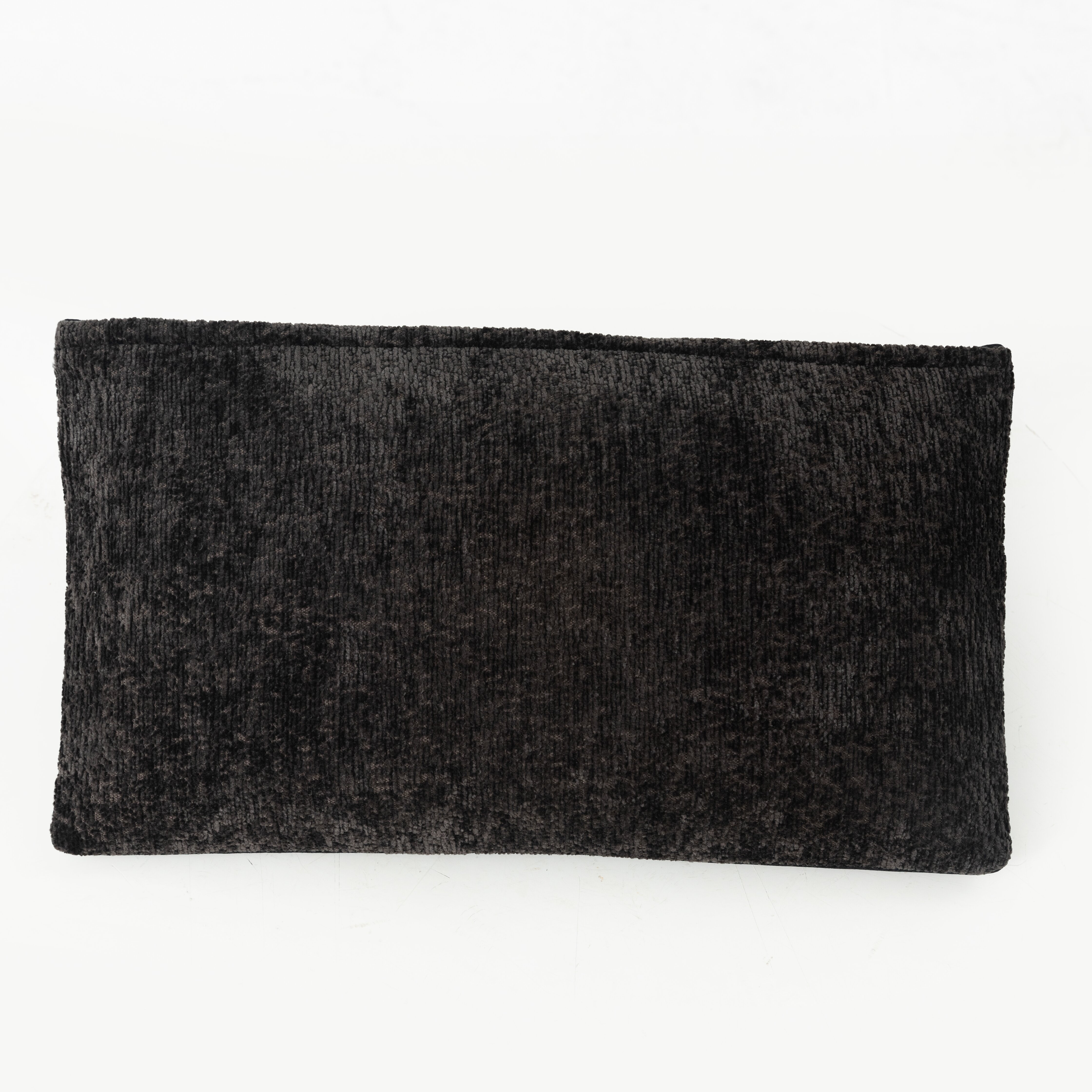 chenille black