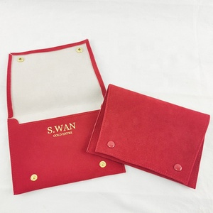 Pochette d'emballage pour bijoux en suède imprimée avec logo personnalisé, pochette de présentation pour bijoux en velours avec rabat et boutons - Product Image 6