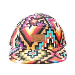 Gorra de 5 Paneles con Estampado Azteca y Correa de Cuero Personalizada con Parche de Cuero - Product Image 1