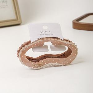 Pinza para el pelo Sweet Cloud de plástico PVC con diseño de lunares y encaje para mujer, ideal para uso diario. - Product Image 5