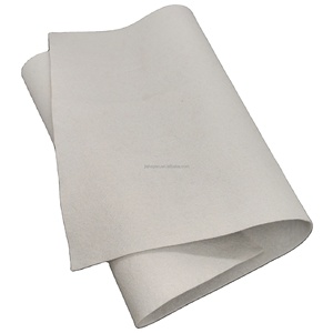 Rouleau <span class=keywords><strong>de</strong></span> feutre aiguilleté thermofromé 100 % polyester blanc <span class=keywords><strong>de</strong></span> 3 mm d'épaisseur, respirant, écologique, pour <span class=keywords><strong>rembourrage</strong></span> et coussinets - Product Image 4