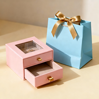 Mini-sacs et boîtes d'emballage pour bijoux, boîte à bagues personnalisée en carton avec fenêtre frontale, type tiroir, boîte à bijoux de luxe avec ruban de tirage