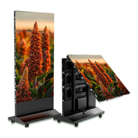Pantalla LED Plegable de Tres Paneles para Exteriores IP55 con Pixel Pitch, Elevando la Publicidad Comercial a Nuevas Alturas
