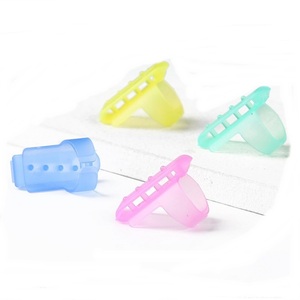 Herramienta <span class=keywords><strong>de</strong></span> Hilado <span class=keywords><strong>de</strong></span> Plástico al por Mayor, Guía <span class=keywords><strong>de</strong></span> Hilos para Tejer y Crochet, <span class=keywords><strong>Dedal</strong></span> para Crochet - Product Image 5