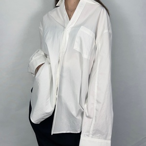 Chemisier ample en coton blanc à manches longues pour femme, style boyfriend, nouvelle collection, par le créateur OEM - Product Image 5