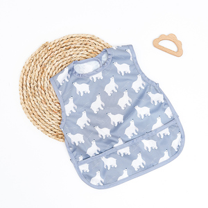 カスタマイズ39.5 * 40cmフック & ループベビー用ビブポケット付きリサイクル布軽量ベビー防水ビブノースリーブ - Product Image 1