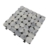 Plusieurs types de carreaux de bricolage en pierre, carreaux de bricolage en herbe, carreaux de bricolage en WPC