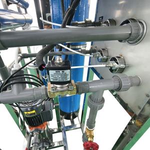 Filtre industriel de 250, 500 et 1000 <span class=keywords><strong>litres</strong></span> par heure pour le traitement de l'<span class=keywords><strong>eau</strong></span> salée avec pompe <span class=keywords><strong>d</strong></span>'<span class=keywords><strong>eau</strong></span> brute et pompe de surpression - Product Image 6