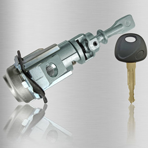 กุญแจล็อคประตู Kia K3 รุ่น QY183M2 ผลิตจากโลหะผสมสังกะสี 1 ดอก กุญแจด้านซ้าย อะไหล่ทดแทน - Product Image 1