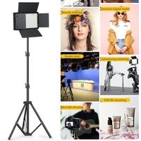 PRO U800 Lumière vidéo LED stroboscopique Lumière de photographie professionnelle Dimmable 3200-5600K Haut CRI Ra>80 Studio Diffusion en direct Maquillage
