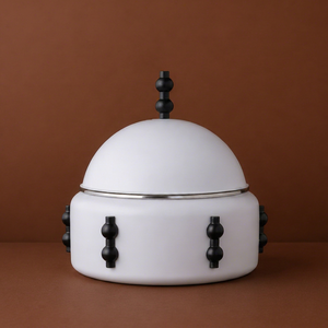 Luxury White Round Chafing Dish with Dome Lid Modern Buffet <b>Server</b> <b>Food</b> Warmer Catering Serving Bowl Serving dish for hotel use - Product Image 1