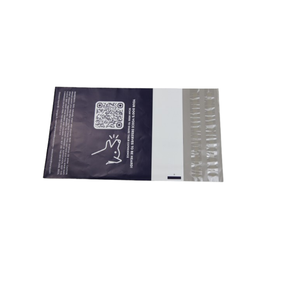 Sobre de polietileno azul oscuro personalizado, doble autoadhesivo, con impresión duradera - Product Image 5