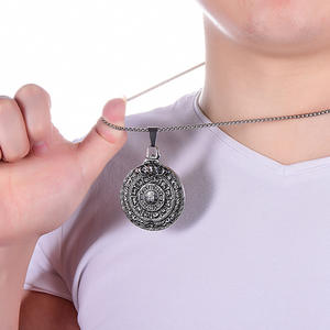 316l Inoxydable Bijoux <span class=keywords><strong>Horoscope</strong></span> Chinois Médaillon Pièce Pendentif Mode Zodiaque Pendentif Hommes Pendentifs En Acier Inoxydable - Product Image 3
