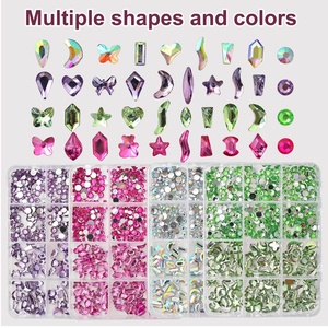 Nouveaux strass transparents Newby AB à dos plat irrégulier de 3 mm pour <span class=keywords><strong>nail</strong></span> <span class=keywords><strong>art</strong></span> <span class=keywords><strong>et</strong></span> vêtements DIY, boîte de 12 compartiments - Product Image 4