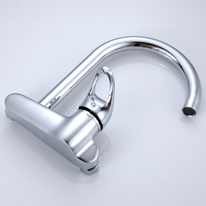 Hiện đại cổ điển phong cách treo tường vòi nước nhà bếp với đòn bẩy xử lý Hot & lạnh cổ điển Bồn Rửa Nhà Bếp vòi nước - Product Image 4