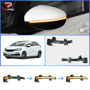 Rétroviseur dynamique TMPRO avec clignotant LED séquentiel pour Honda Fit 2020-ON et Life 2020-ON - Product Image 1