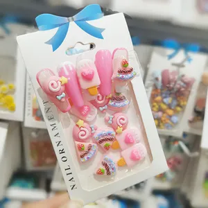 2024 Nieuwe Schattige Roze Cartoon Hars Accessoires Diy Cream Handgemaakte Nail Art Charmes Decoraties Bulkvoorraad